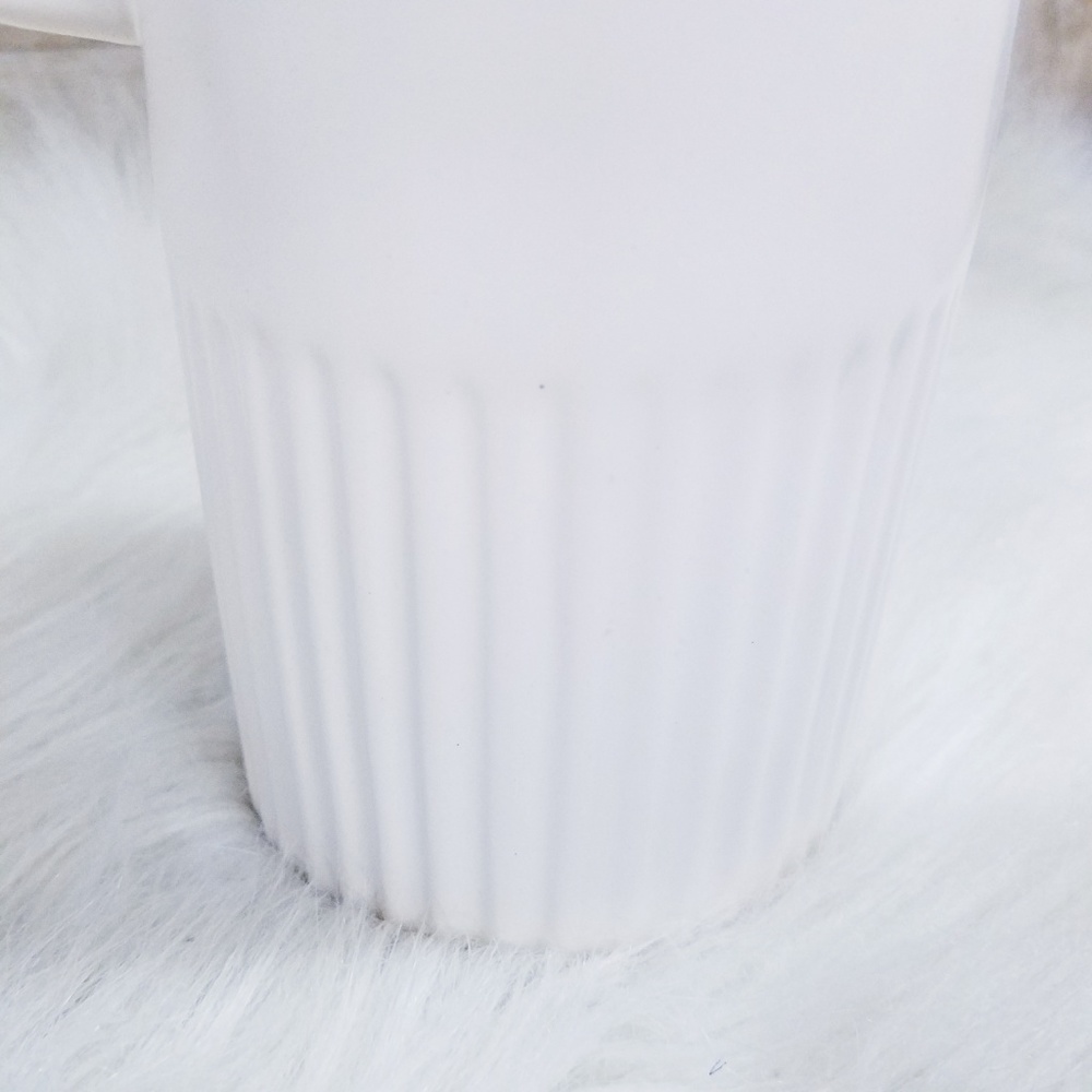 NWT Rae Dunn POUR Pitcher LL New Design - Picture 7 of 8